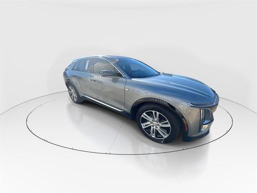 2024 Cadillac LYRIQ Tech