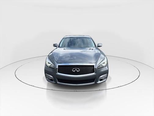 2016 INFINITI Q70L 3.7
