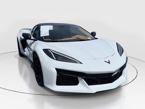 Arctic White 2024 Chevrolet Corvette Z06