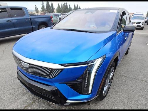 Coastal Blue Metallic 2025 Cadillac OPTIQ Luxury 1 AWD