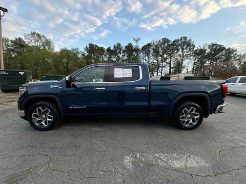 Pacific Blue Metallic 2023 GMC Sierra 1500 SLT