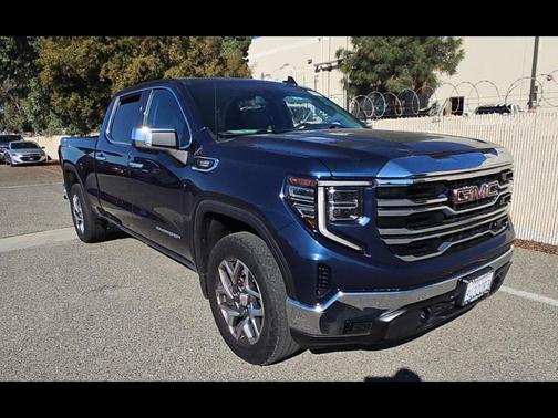 Pacific Blue Metallic 2023 GMC Sierra 1500 SLT