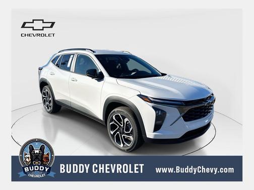 Summit White 2026 Chevrolet Trax FWD 2RS