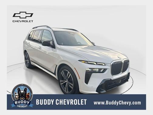2023 BMW X7 M60i
