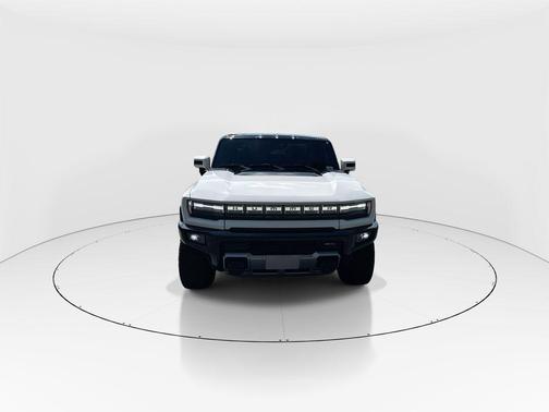 Interstellar White 2025 GMC HUMMER EV Pickup 3X