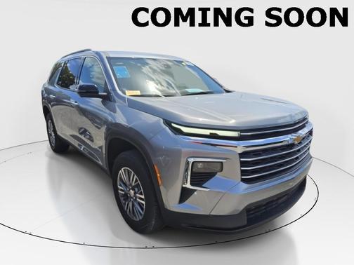 2024 Chevrolet Traverse LT