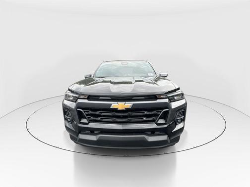Black 2026 Chevrolet Colorado LT