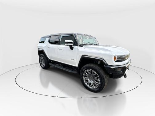 Interstellar White 2025 GMC HUMMER EV SUV 3X