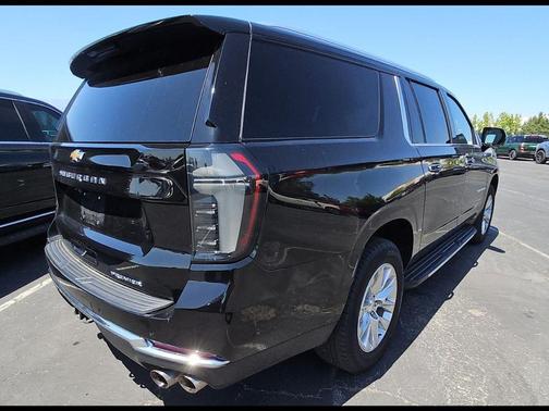 Black 2025 Chevrolet Suburban Premier