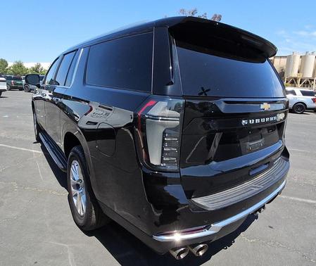 Black 2025 Chevrolet Suburban Premier