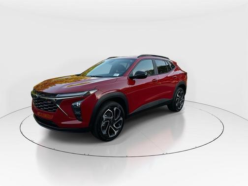 Apex Red 2026 Chevrolet Trax FWD 2RS