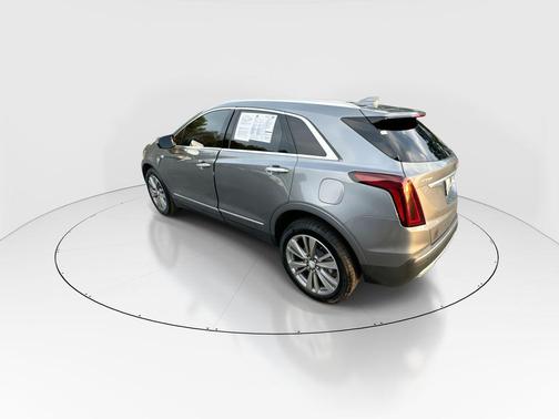 Satin Steel Metallic 2021 Cadillac XT5 Premium Luxury