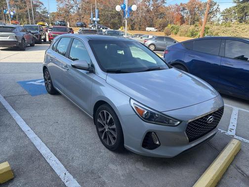 2020 Hyundai Elantra GT Base