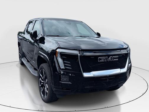 Onyx Black 2025 GMC Sierra EV Max Range Denali