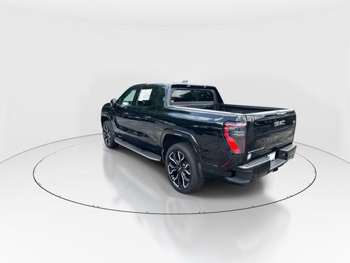 Onyx Black 2025 GMC Sierra EV Max Range Denali