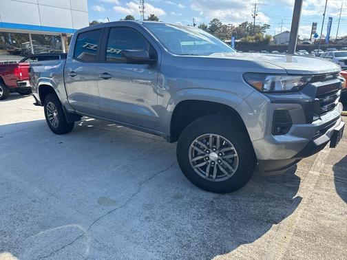 2023 Chevrolet Colorado LT