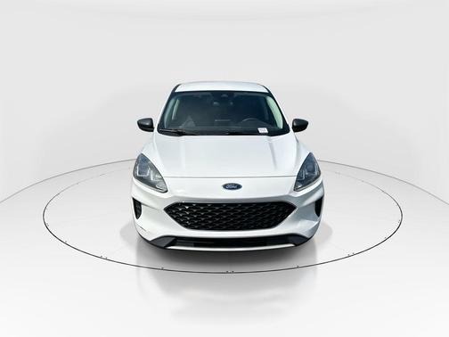OXFORD WHITE 2022 Ford Escape SE