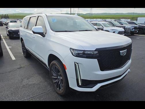 Crystal White Tricoat 2024 Cadillac Escalade ESV Sport Platinum