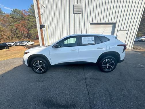 2025 Chevrolet Trax FWD 1RS