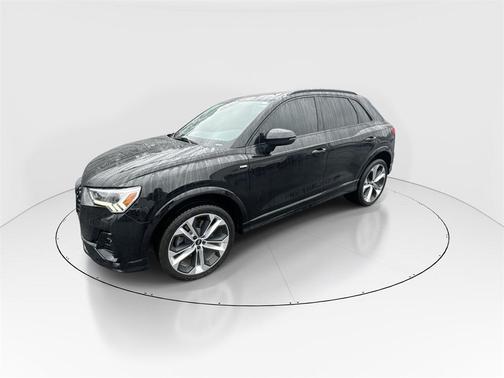 2022 Audi Q3 45 S line Premium Plus