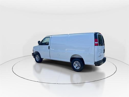2025 Chevrolet Express 2500 RWD 2500 Regular Wheelbase WT