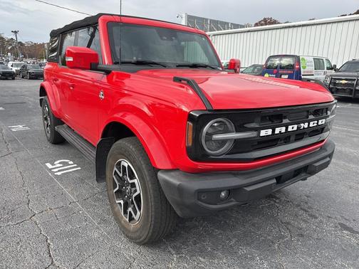 2022 Ford Bronco Outer Banks