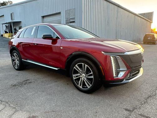 2024 Cadillac LYRIQ Luxury