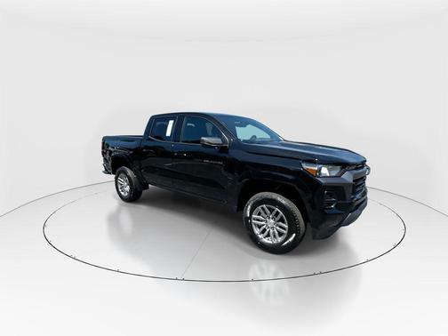 Black 2026 Chevrolet Colorado LT