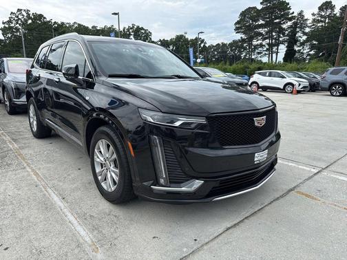 Stellar Black Metallic 2024 Cadillac XT6 Luxury AWD