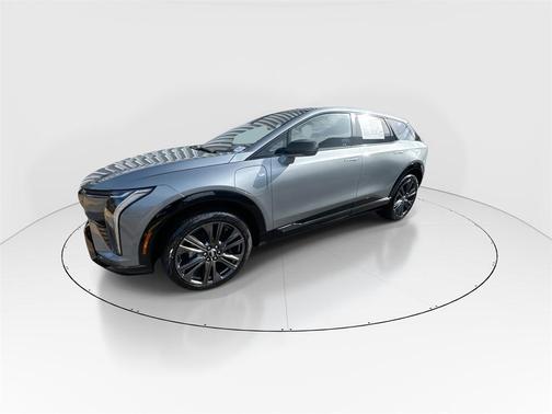 2025 Cadillac OPTIQ Sport 2 AWD