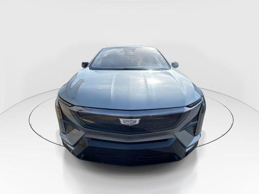 2025 Cadillac OPTIQ Sport 2 AWD