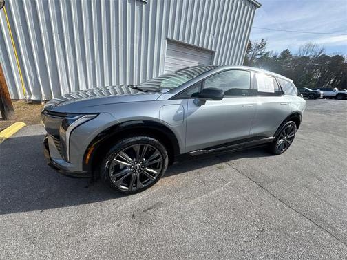 2025 Cadillac OPTIQ Sport 2 AWD