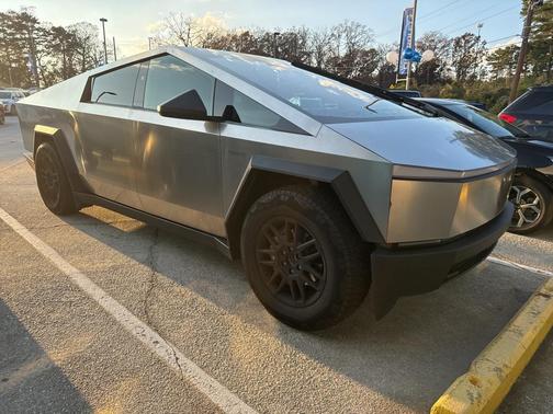 2024 Tesla Cybertruck All-Wheel Drive