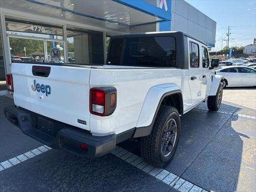 2023 Jeep Gladiator Overland