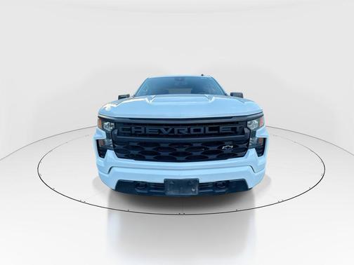 Summit White 2022 Chevrolet Silverado 1500 Custom