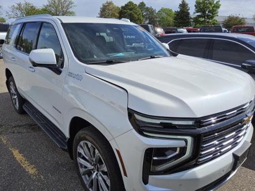 Iridescent Pearl Tricoat 2025 Chevrolet Tahoe 4WD High Country