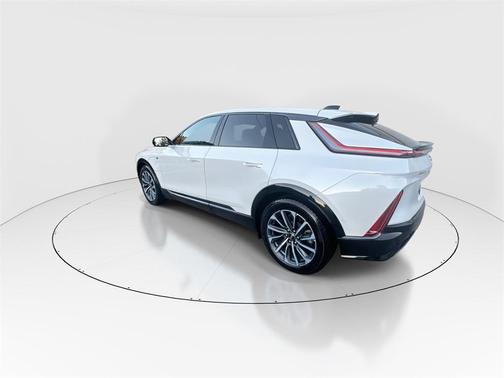 2024 Cadillac LYRIQ Sport
