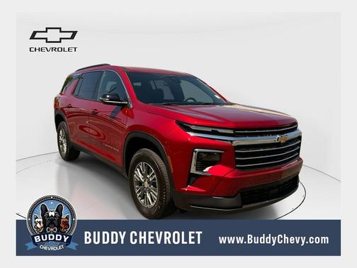 Radiant Red Tintcoat 2026 Chevrolet Traverse LT