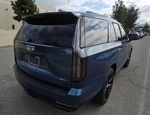 Deep Sea Metallic 2025 Cadillac Escalade Sport Platinum