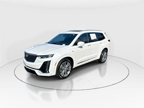2025 Cadillac XT6 Premium Luxury FWD