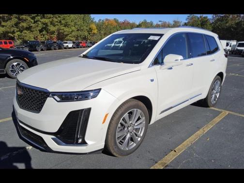 2025 Cadillac XT6 Premium Luxury FWD