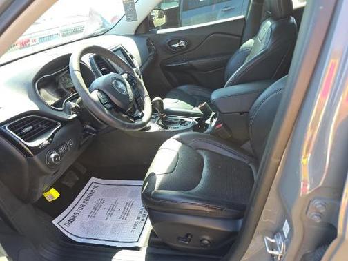 2023 Jeep Cherokee Altitude