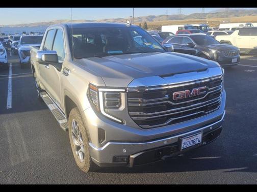 Sterling Metallic 2025 GMC Sierra 1500 SLT