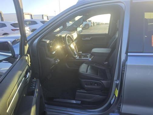 Sterling Metallic 2025 GMC Sierra 1500 SLT