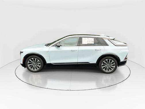 Nimbus Metallic 2024 Cadillac LYRIQ Sport