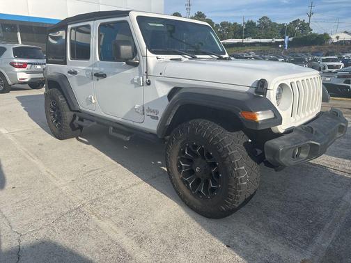 Bright White Clearcoat 2021 Jeep Wrangler Unlimited Sport