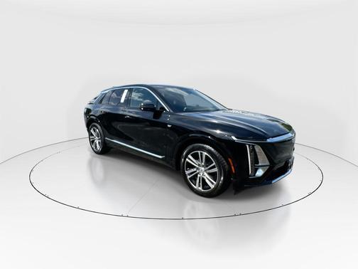 Stellar Black Metallic 2025 Cadillac LYRIQ Luxury