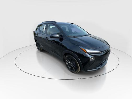 Mosaic Black Metallic 2027 Chevrolet Bolt RS FWD