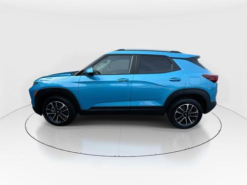 Marina Blue Metallic 2026 Chevrolet Trailblazer LT