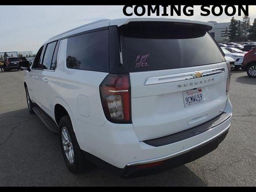 2023 Chevrolet Suburban LT